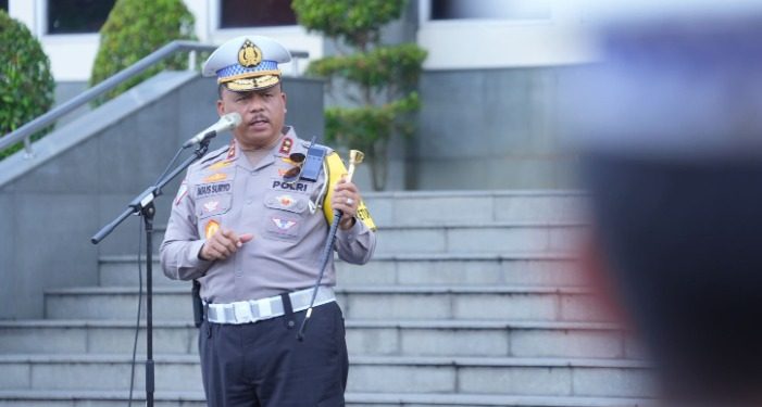 Arus Mudik Padat, Korlantas Polri Terapkan Contraflow di Tol Cikampek