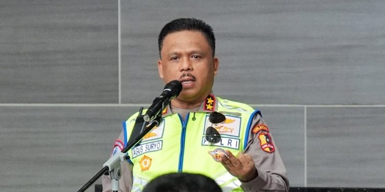 Kakorlantas Polri Irjen Pol Drs Agus Suryonugroho Pastikan 75 Persen Kendaraan Sudah Keluar Jakarta