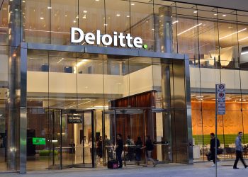 800 Pegawai Deloitte Terkena PHK di Inggris, Kantor Cabang RI Aman?