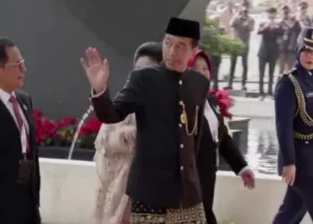 Presiden Joko Widodo Memukau dengan Baju Adat Betawi di Sidang Tahunan MPR
