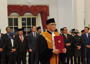 Presiden Prabowo Subianto Lantik Ketua Mahkamah Agung dan Pejabat Negara di Istana Negara