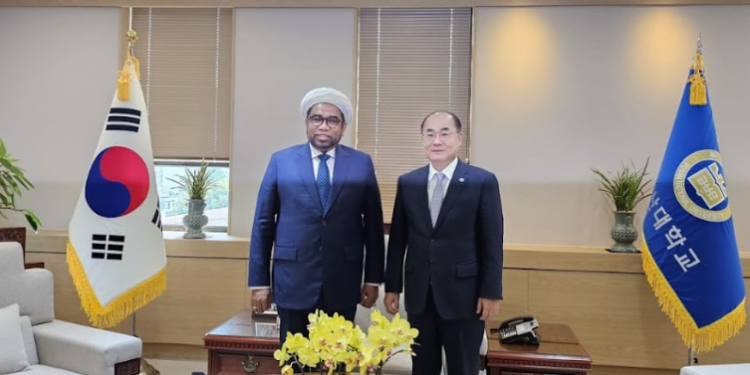 Prof. Dr. Ali Mochtar Ngabalin, M.Si Menguatkan Moderasi Beragama melalui Pendidikan Sekolah sebagai Wadah Utama