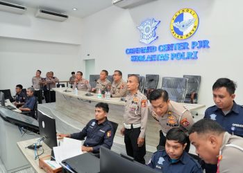 Kakorlantas Polri Tinjau Kesiapan Command Center PJR KM 29 Jelang Libur Nataru