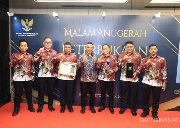Polri Berhasil Raih Penghargaan Sebagai Badan Publik Informatif 2024