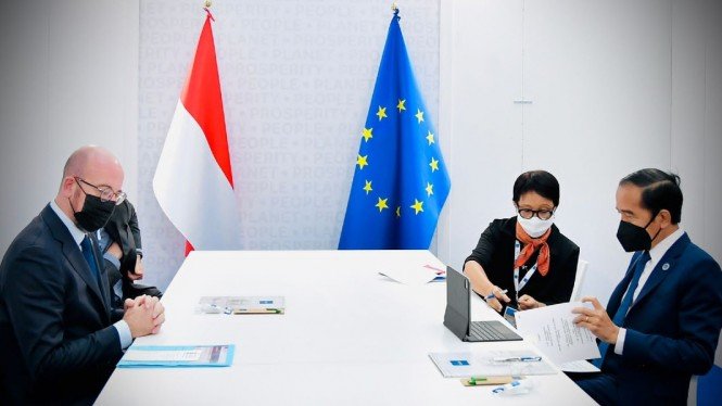 Presiden Jokowi Bahas Situasi Dunia dengan Presiden Dewan Eropa